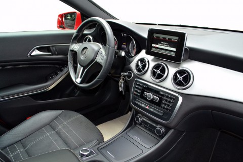 Mercedes CLA 180 PACK