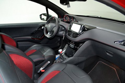 Peugeot 208 GTI