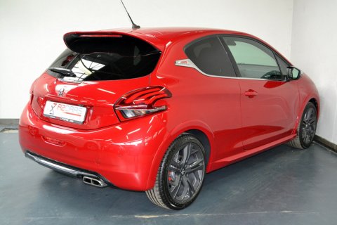 Peugeot 208 GTI