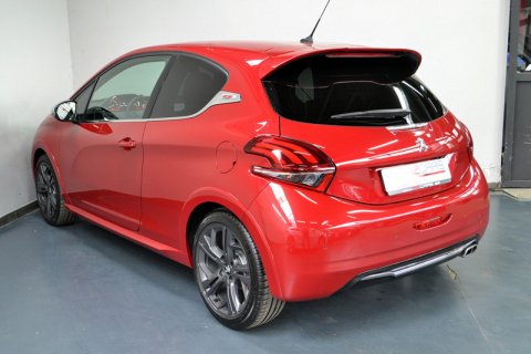 Peugeot 208 GTI