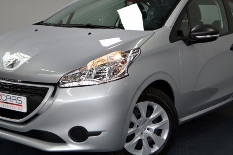 Peugeot 208 1.2i Access