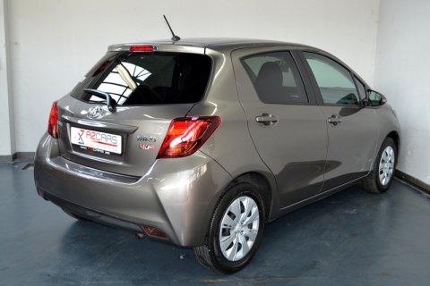 Toyota Yaris 1.0i VVT-I