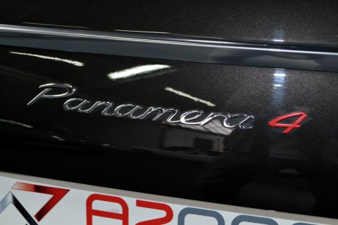 Porsche Panamera 4