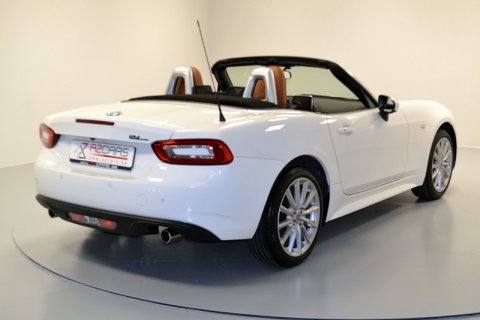 Fiat 124 Spider