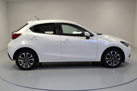 Mazda 2 Skyactiv