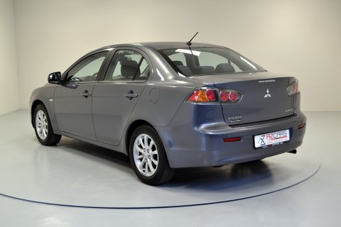 Mitsubishi Lancer 1.6i