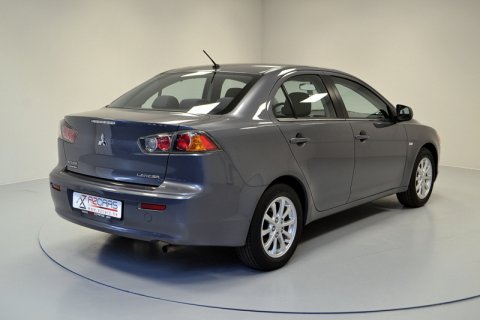 Mitsubishi Lancer 1.6i