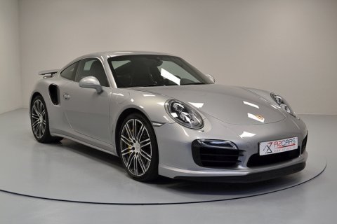 Porsche 911 Turbo S