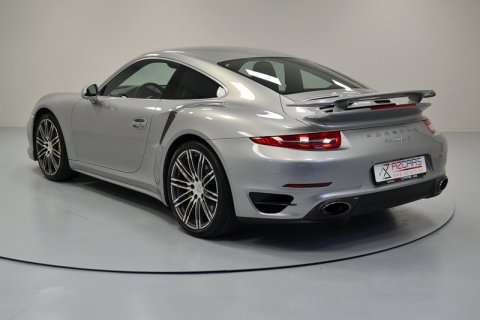 Porsche 911 Turbo S