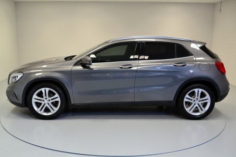 Mercedes GLA 200d