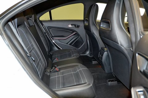 Mercedes CLA 180 Edition