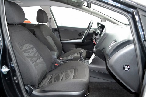 Kia Ceed 1.4I