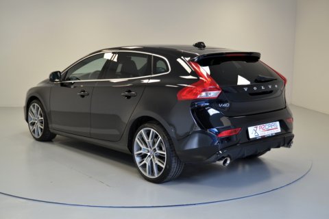 Volvo V40 2.0 T4 R DESIGN