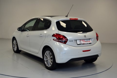 Peugeot 208 1.6 Hdi Allure