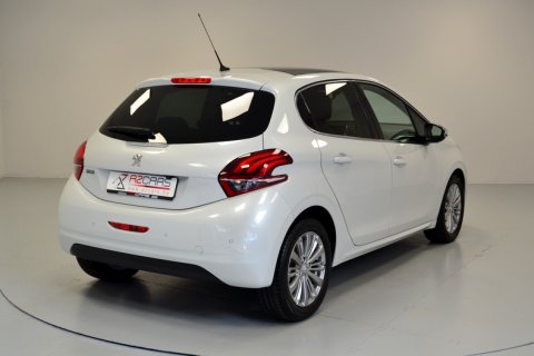 Peugeot 208 1.6 Hdi Allure