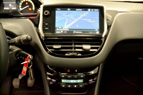 Peugeot 208 1.6 Hdi Allure