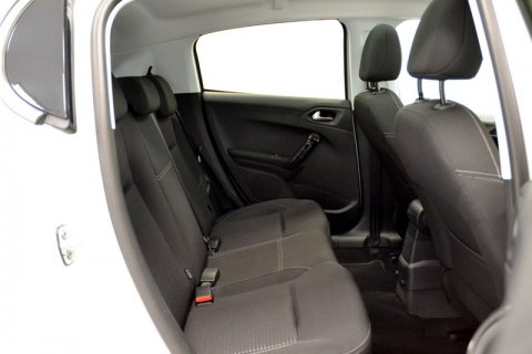 Peugeot 208 1.6 Hdi Allure