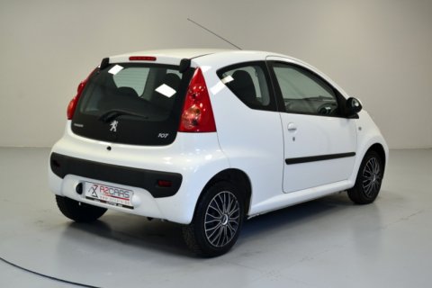 Peugeot 107 Trendy 1.0i