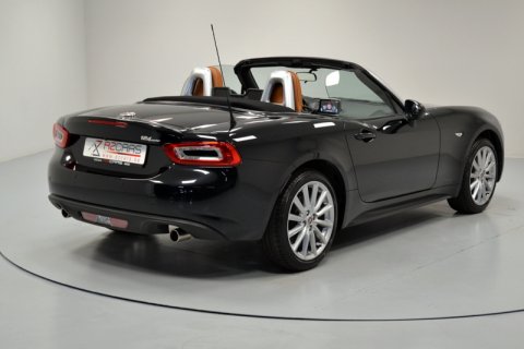 Fiat 124 Spider