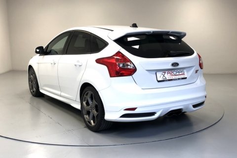 Ford Focus 2.0 Ecoboost ST2