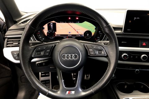 Audi A4 Avant 2.0 TDI S-line