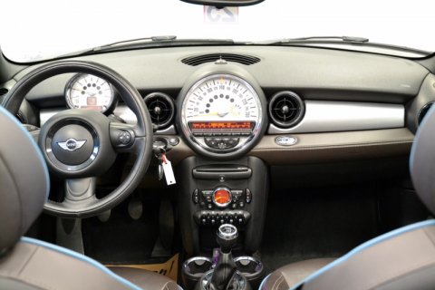 Mini 1.6i Cooper Cabrio