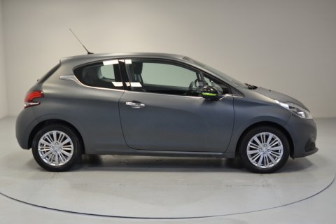 Peugeot 208 1.2 Pure Tech