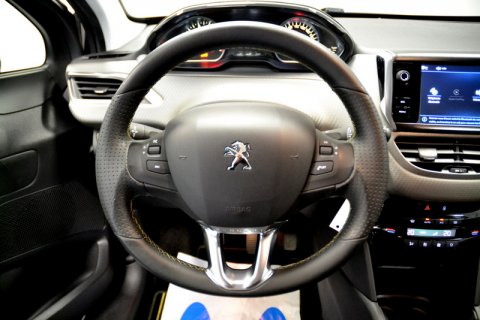 Peugeot 208 1.2 Pure Tech