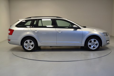 Skoda Octavia Combi 1.2TSI DSG