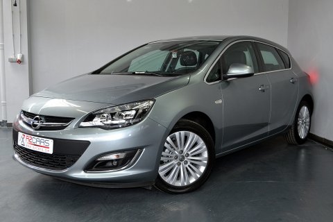 Opel Astra 1.4I Cosmo