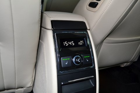 Skoda Superb 2.0Tdi