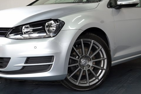 VW Golf 1.6 TDI 5P