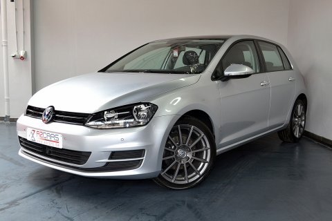 VW Golf 1.6 TDI 5P