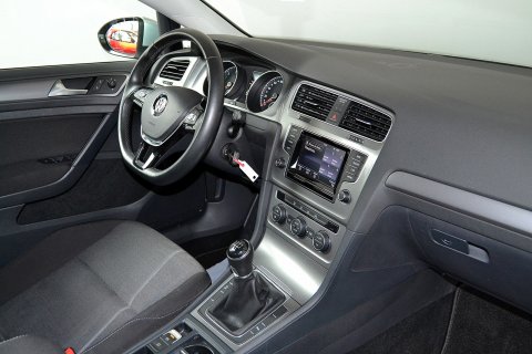 VW Golf 1.6 TDI 5P