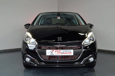 Peugeot 208 1.2I GT LINE