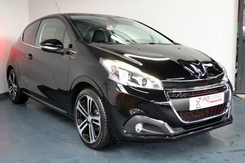 Peugeot 208 1.2I GT LINE