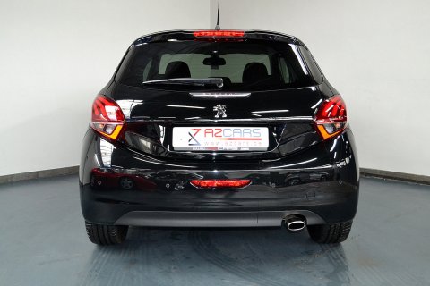 Peugeot 208 1.2I GT LINE