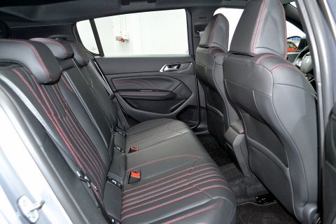 Peugeot 308 1.2I GT LINE