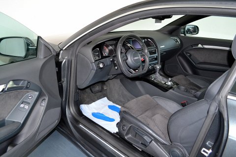 Audi A5 2.0TDI S-Line