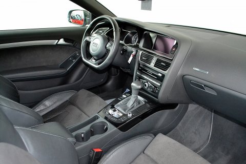 Audi A5 2.0TDI S-Line