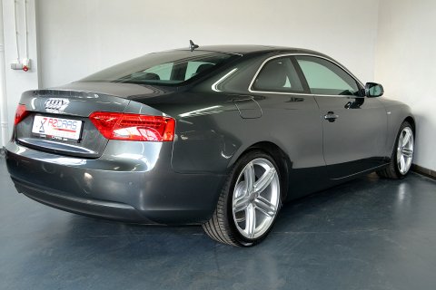 Audi A5 2.0TDI S-Line