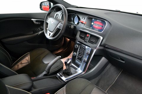 Volvo V40 D2 R-Design