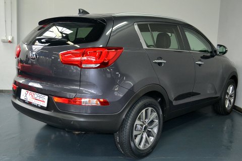 Kia Sportage 1.6I World