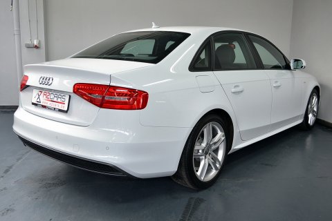 Audi A4 2.0TDI S-Line