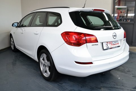 Opel Astra Sports Tourer 1.7Cdti