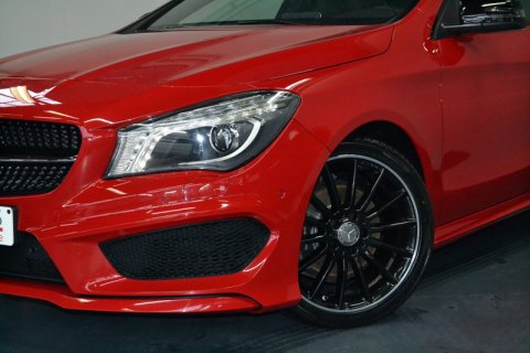 Mercedes CLA 200 AMG