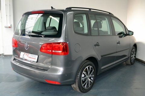 VW Touran 1.6 TDI DSG