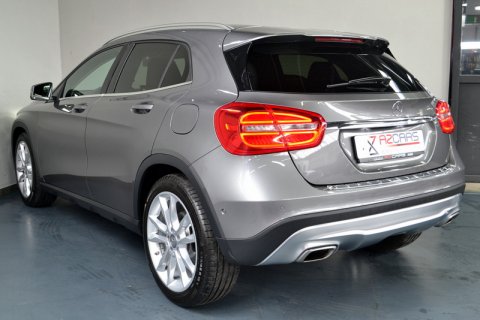 Mercedes GLA180 7G-Tronic