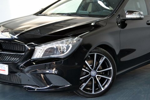 Mercedes CLA200 Shooting