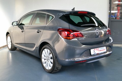 Opel Astra 1.4i Cosmo